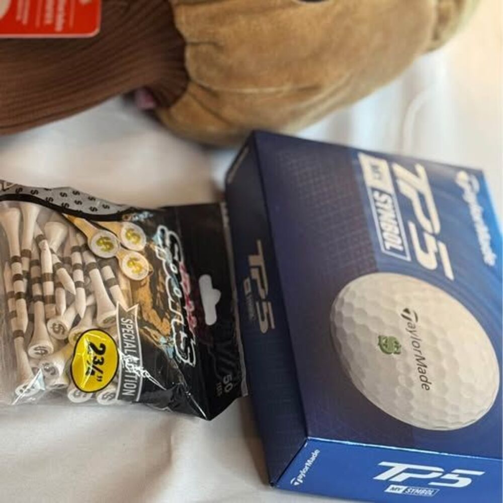 NWT-Golf Sport Accessories, Money Theme, Taylor Made Balls, Tee’s & Club Cover - Picture 4 of 10